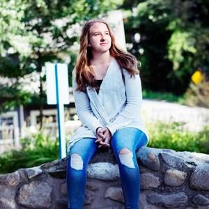 Meet your Posher, Alexis